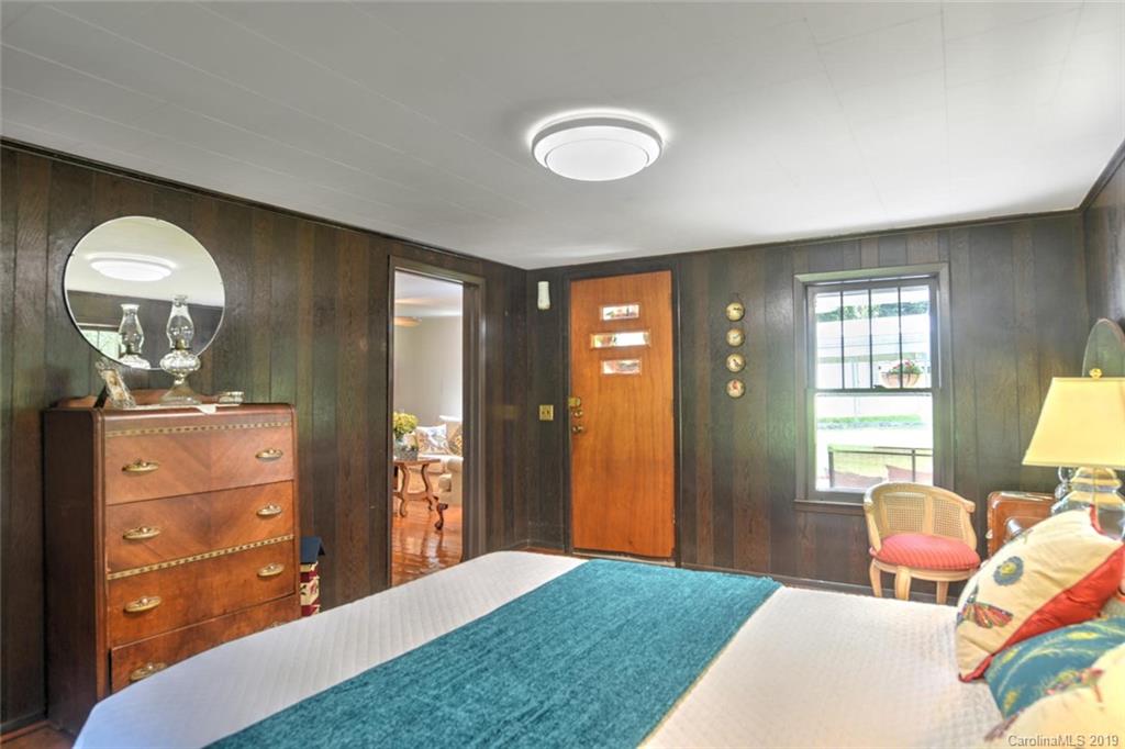 39 Massey Road Asheville, NC 28804 - Photo 20 of 36 Gallery Image 20