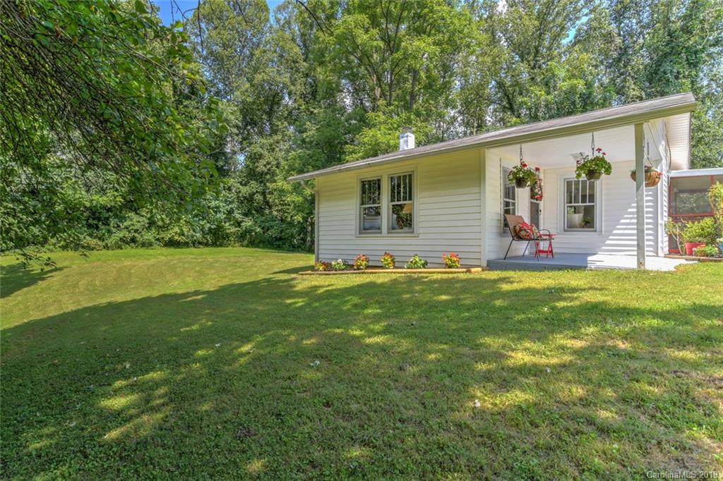 39 Massey Road Asheville, NC 28804 - Photo 31 of 36 Gallery Image 31