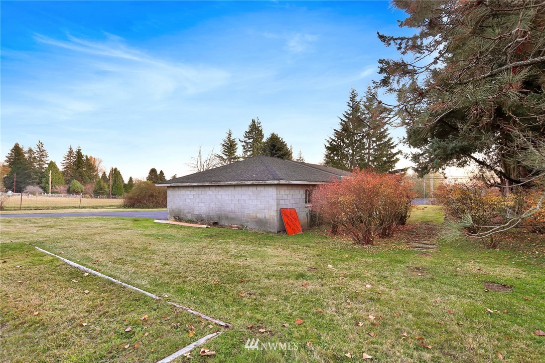 4290 H Street Road Blaine, WA 98230 - Photo 29 of 30 Gallery Image 29