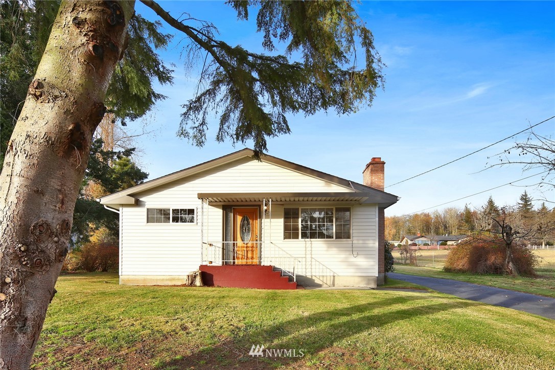 4290 H Street Road Blaine, WA 98230 - Photo 4 of 30 Gallery Image 4