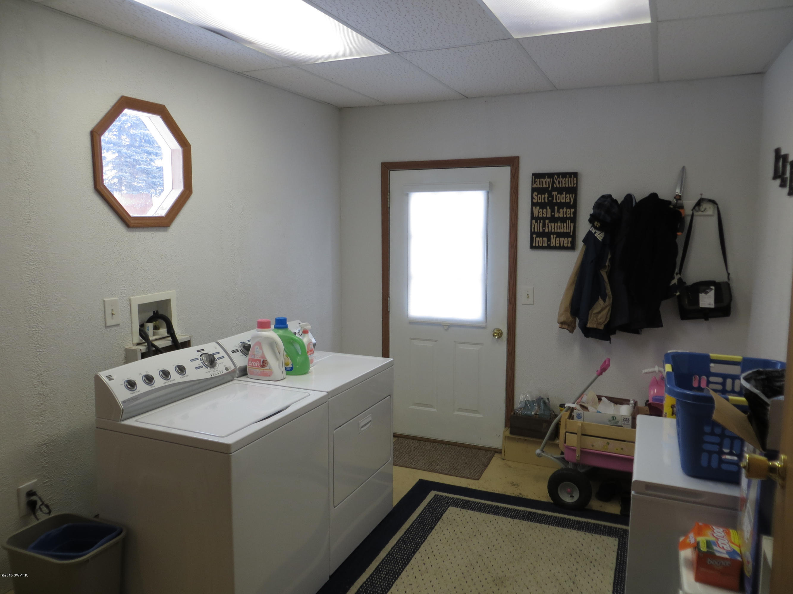 16284 South Kipker Road Three Rivers, MI 49093 - Photo 9 of 13 Laundry