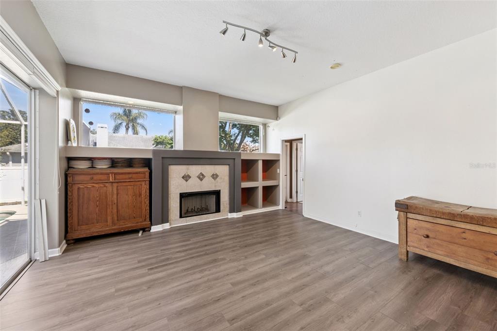 8041 Monier Way Orlando, FL 32835 - Photo 12 of 44