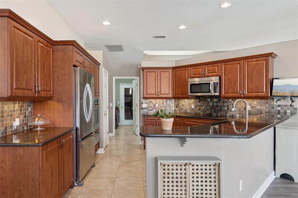 8041 Monier Way Orlando, FL 32835 - Photo 16 of 44
