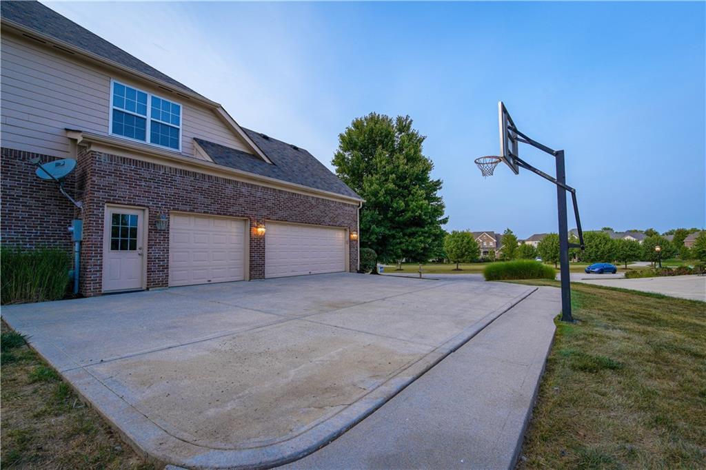 10595 Proposal Pointe Way Fishers, IN 46040 - Photo 22 of 25 Gallery Image 22