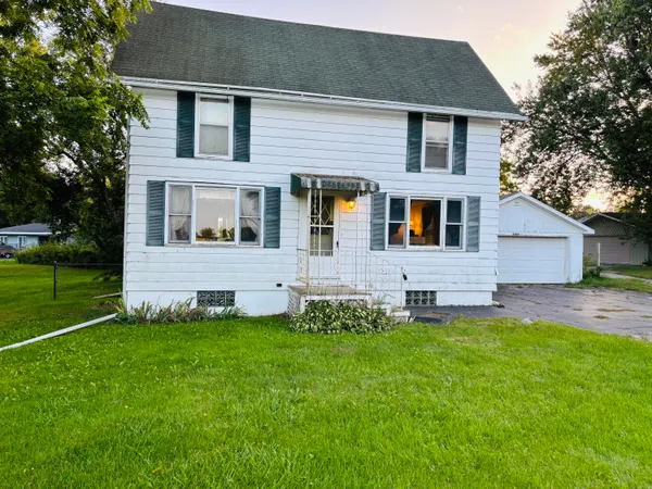 $189,400 | N3489 Co Trunk H, Geneva, WI 53147