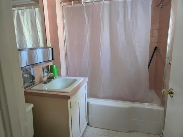 $189,400 | N3489 Co Trunk H, Geneva, WI 53147