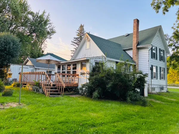 $189,400 | N3489 Co Trunk H, Geneva, WI 53147