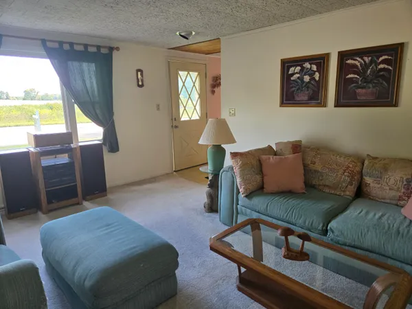 $189,400 | N3489 Co Trunk H, Geneva, WI 53147