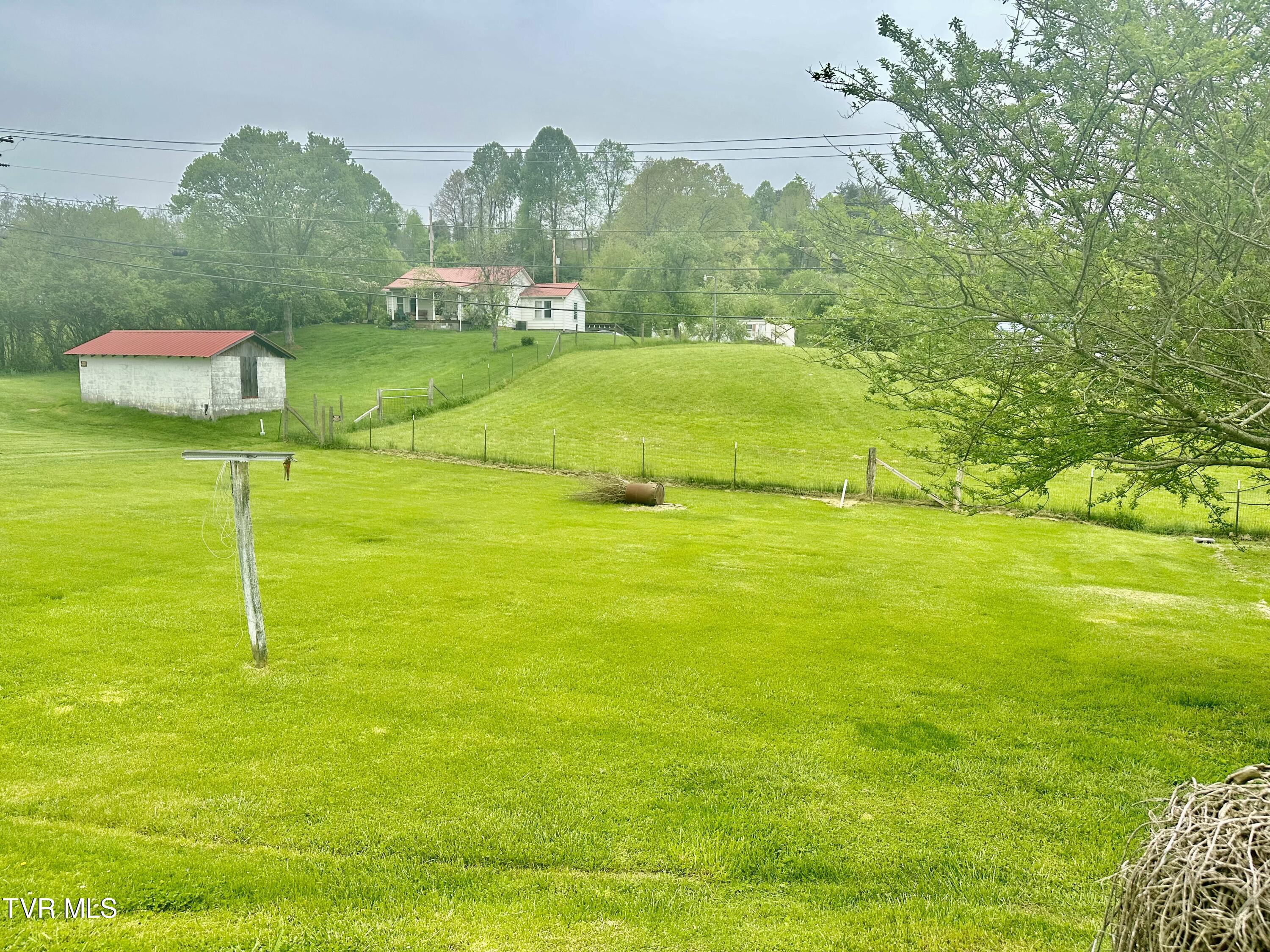 2445 Yuma Road Gate City, VA 24251 - Photo 30 of 66 Back Yard