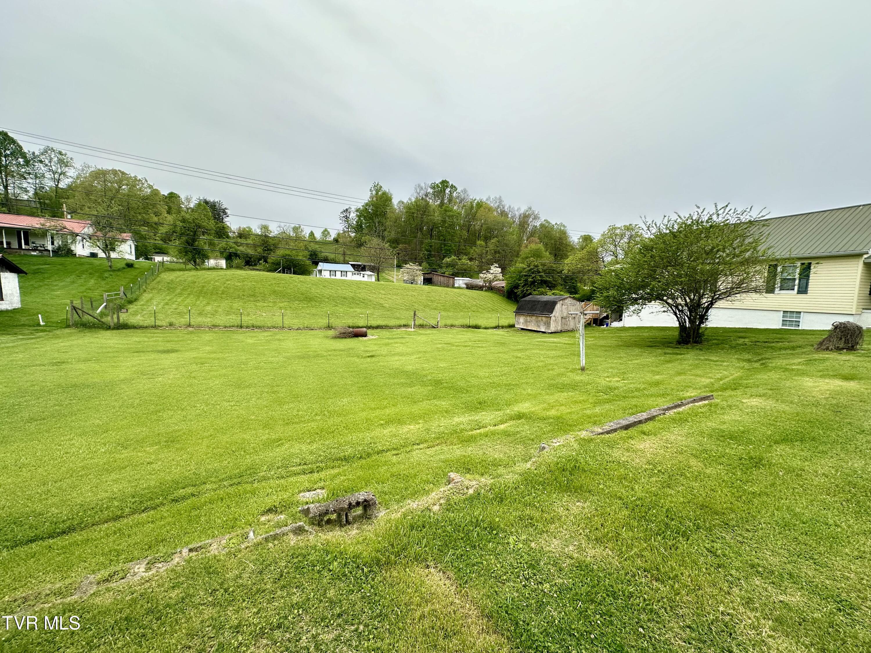 2445 Yuma Road Gate City, VA 24251 - Photo 38 of 66 Back Yard