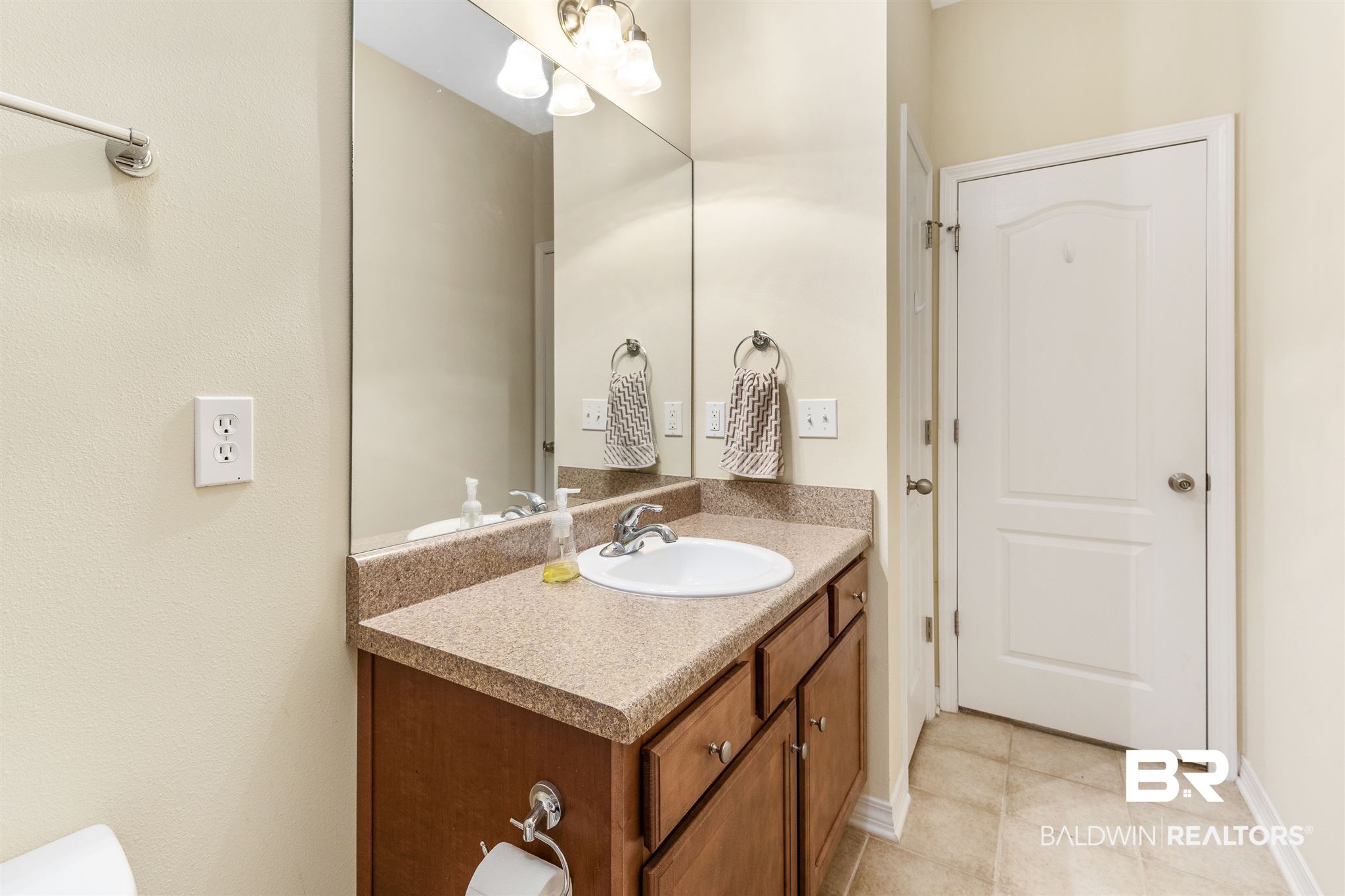 721 Edinburgh Avenue Foley, AL 36535 - Photo 37 of 38 Gallery Image 37