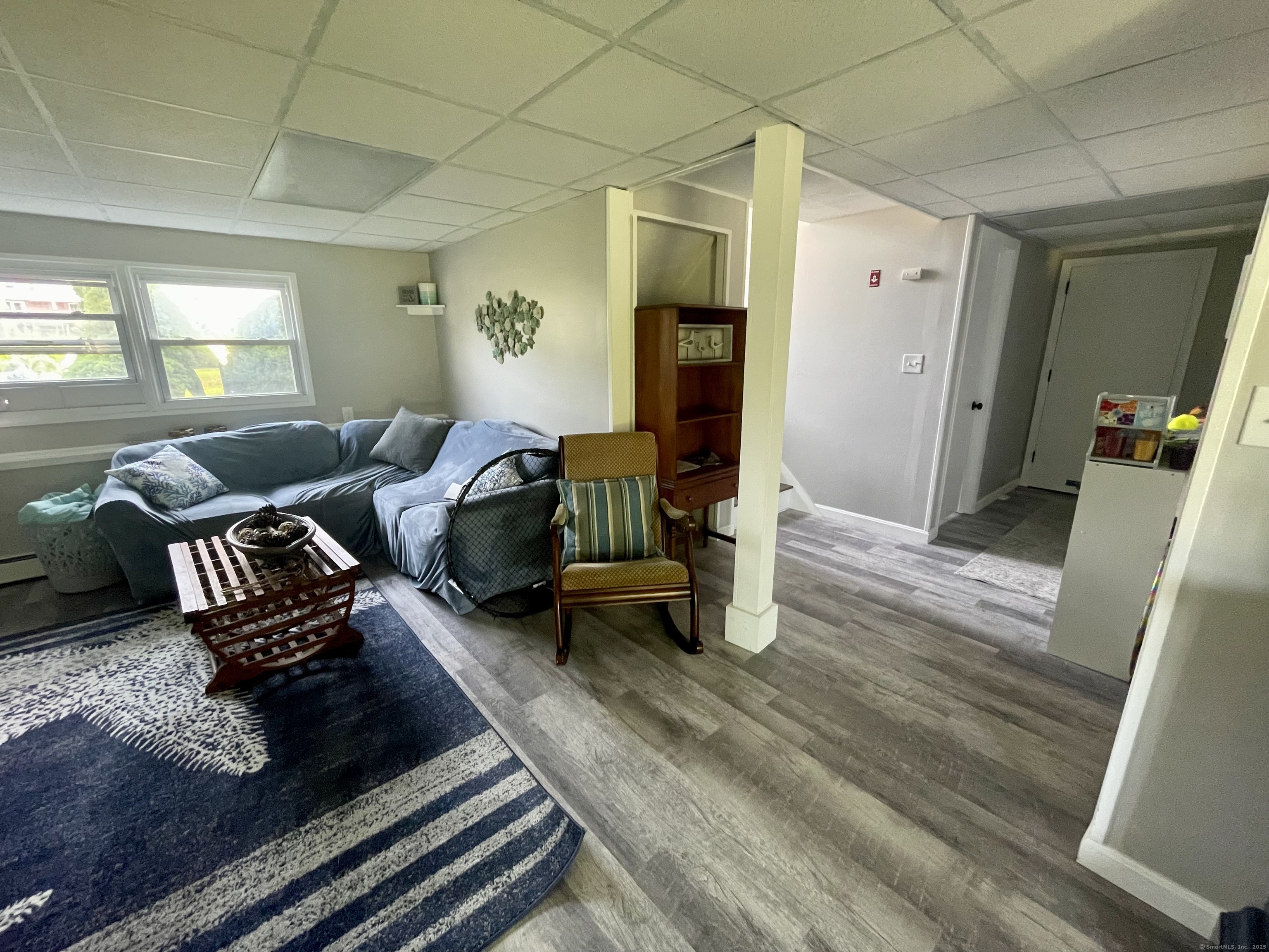 223 Seneca Drive Groton, CT 06340 - Photo 18 of 27 a living room with furniture