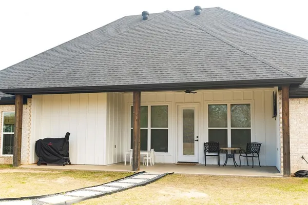 $475,000 | 12432 Maplewood Drive, Lindale, TX 75771