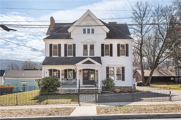 $595,900 | 21 Shethar Street, Urbana, NY 14840