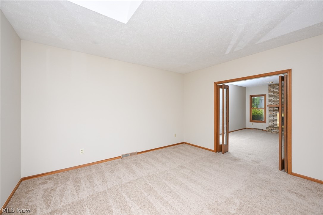 8460 Old Post Road Olmsted Falls, OH 44138 - Photo 10 of 48