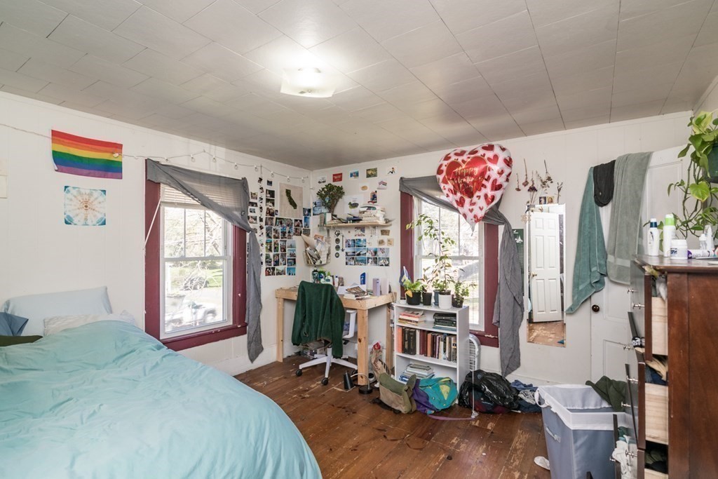 240 Northampton Road Amherst, MA 01002 - Photo 14 of 17 Gallery Image 14