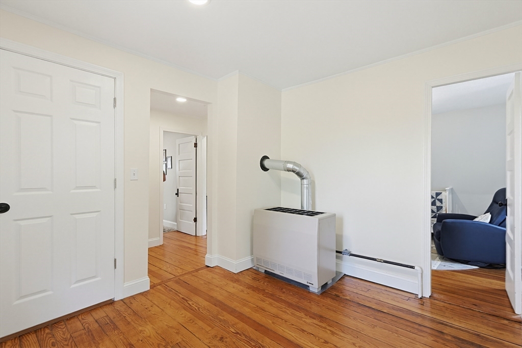 97 Middle Road Acushnet, MA 02743 - Photo 24 of 39