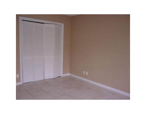 363 West Camino Real, Unit 5 Boca Raton, FL 33432 - Photo 14 of 25 Exterior Front