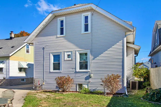 $274,900 | 7308 34th Avenue, Kenosha, WI 53142