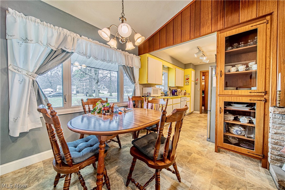 3047 Rockefeller Road Wickliffe, OH 44092 - Photo 8 of 35 Gallery Image 8