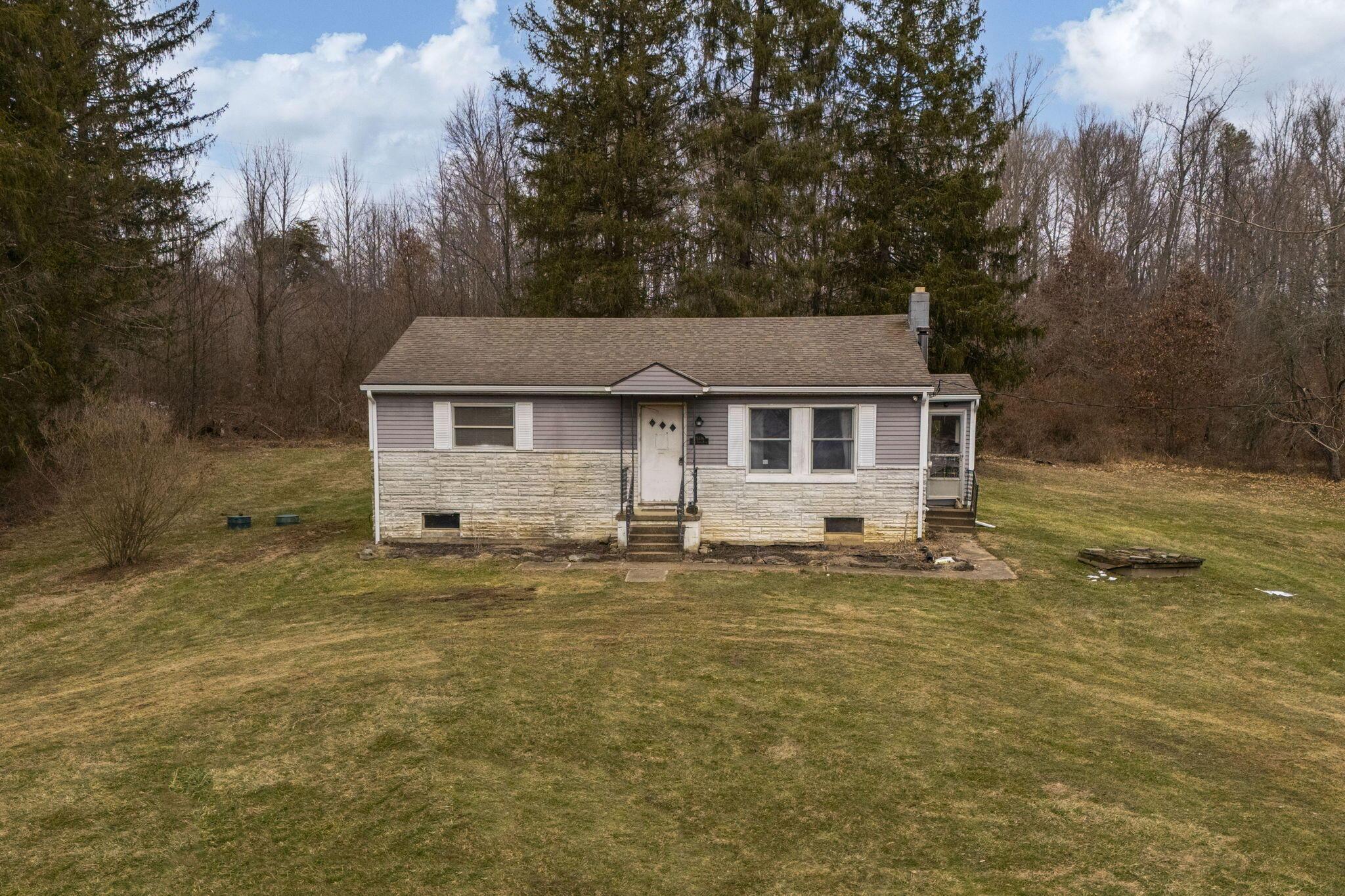 25816 Goosecreek Road McArthur, OH 45651 - Photo 5 of 34 Front View - 25816 Goosecreek Road, McArthur, OH 45651