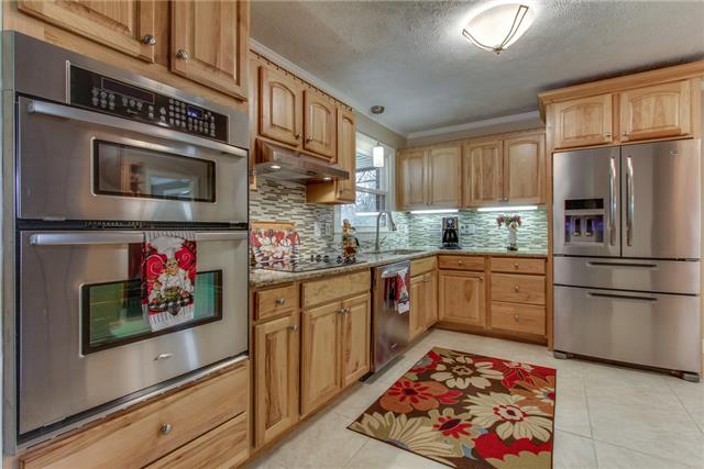 3167 Southall Road Franklin, TN 37064 - Photo 2 of 18 $80K remodel to kitchen and master bath. New appliances, new floors, new backsplash, and new lights. Wonderful!