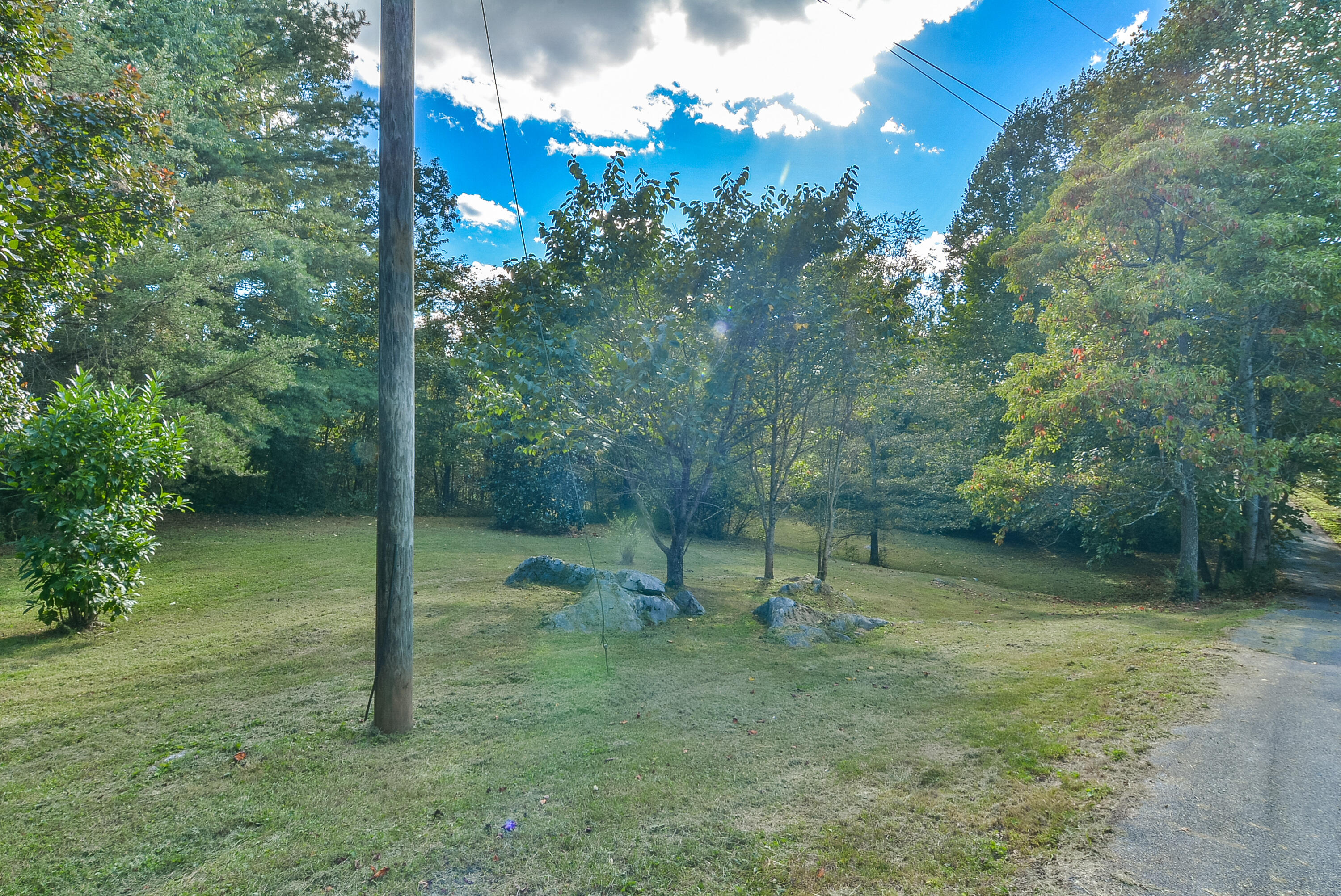 225 Sinking Springs Road Bristol, TN 37620 - Photo 32 of 41 TRB_1335