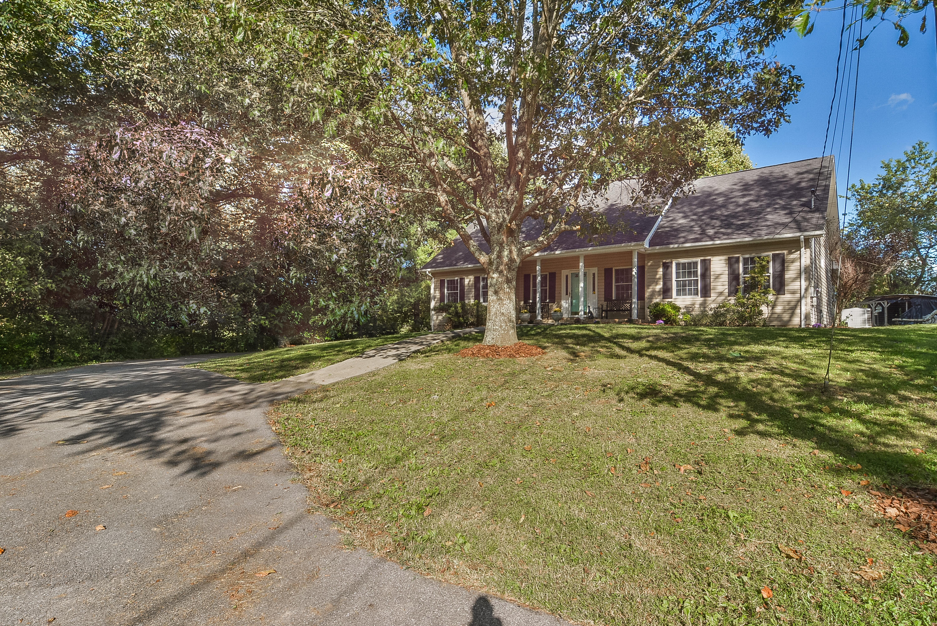 225 Sinking Springs Road Bristol, TN 37620 - Photo 39 of 41 TRB_1316