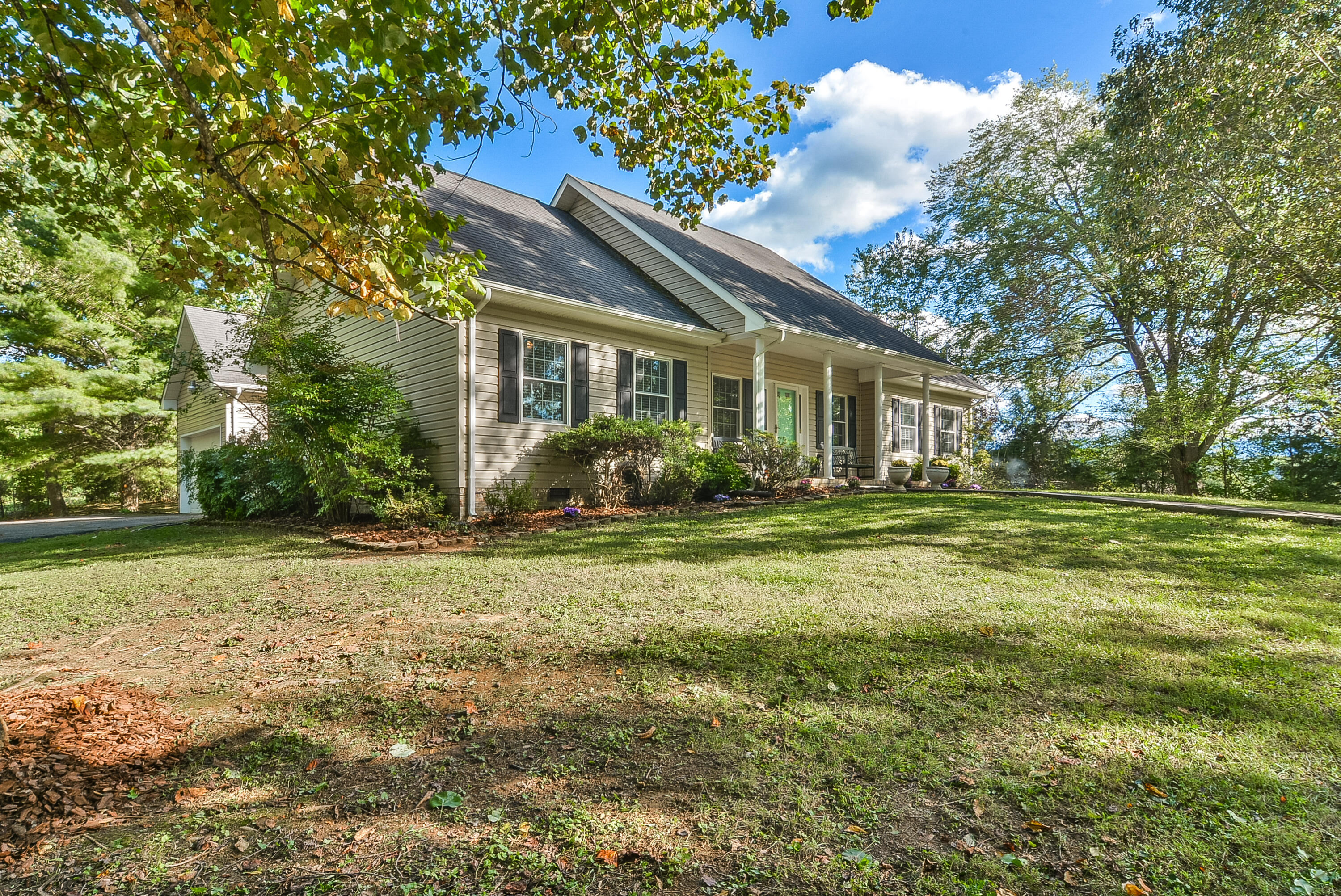 225 Sinking Springs Road Bristol, TN 37620 - Photo 40 of 41 TRB_1315