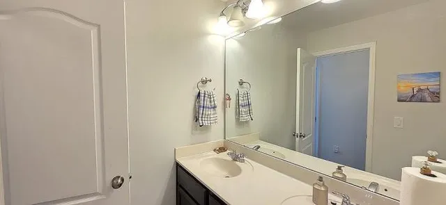 $749,900 | 1116 Trotter Bluffs Drive, Holly Springs, NC 27540