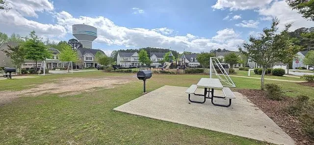 $749,900 | 1116 Trotter Bluffs Drive, Holly Springs, NC 27540