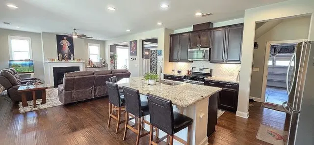 $749,900 | 1116 Trotter Bluffs Drive, Holly Springs, NC 27540