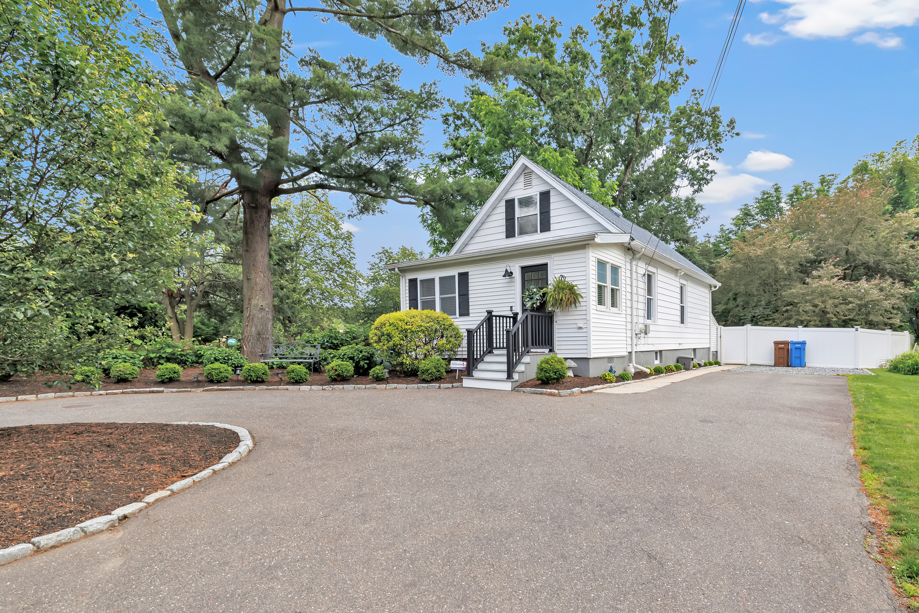 131 Long Hill Cross Road Shelton, CT 06484 - Photo 1 of 1 Gallery Image 1
