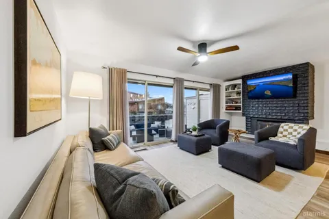 $648,000 | 357 Ala Wai Boulevard, Unit 191, South Lake Tahoe, CA 96150