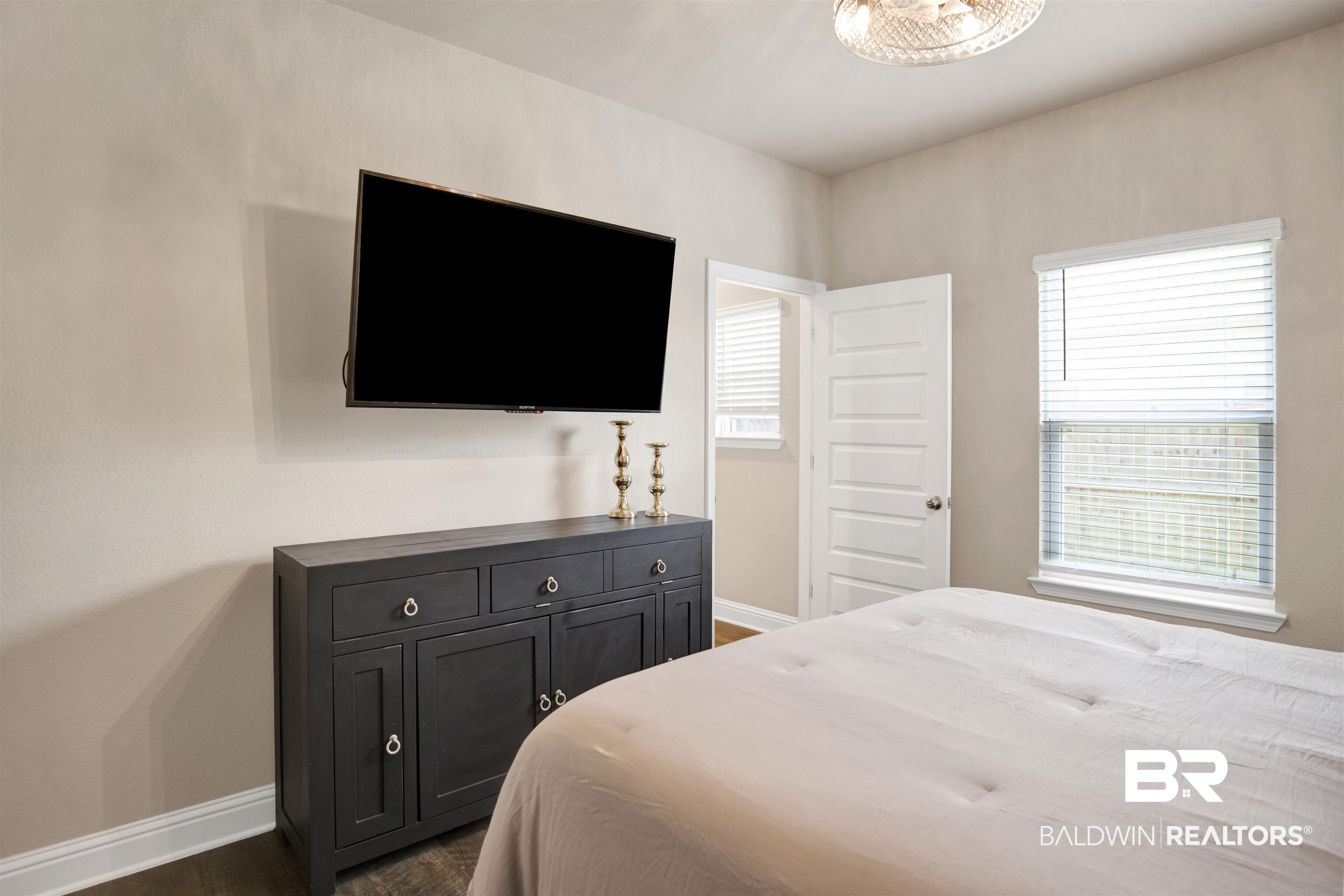 8493 Bronze Lane Foley, AL 36535 - Photo 23 of 38 Bedroom with EnSuite Bathroom