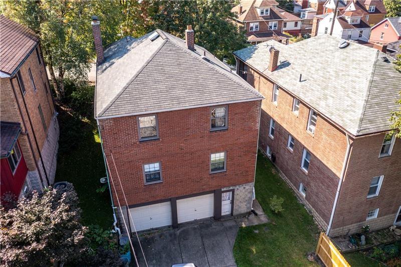 2225 Hampton Street Pittsburgh, PA 15218 - Photo 33 of 36 an aerial view of a house with a yard