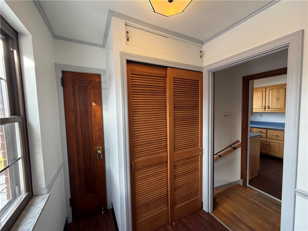 2225 Hampton Street Pittsburgh, PA 15218 - Photo 5 of 36 a view of walk in closet