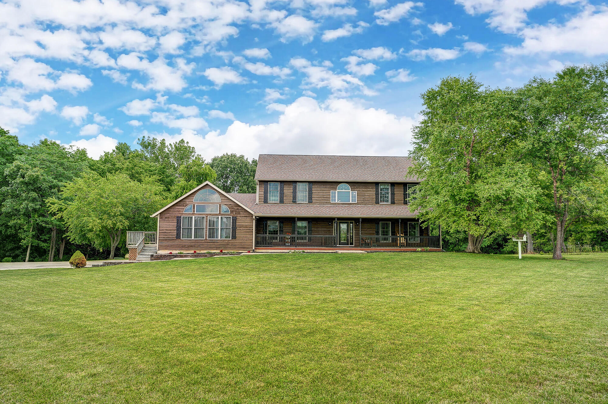 9638 Collett Road Waynesville, OH 45068 - Photo 4 of 108 Gallery Image 4