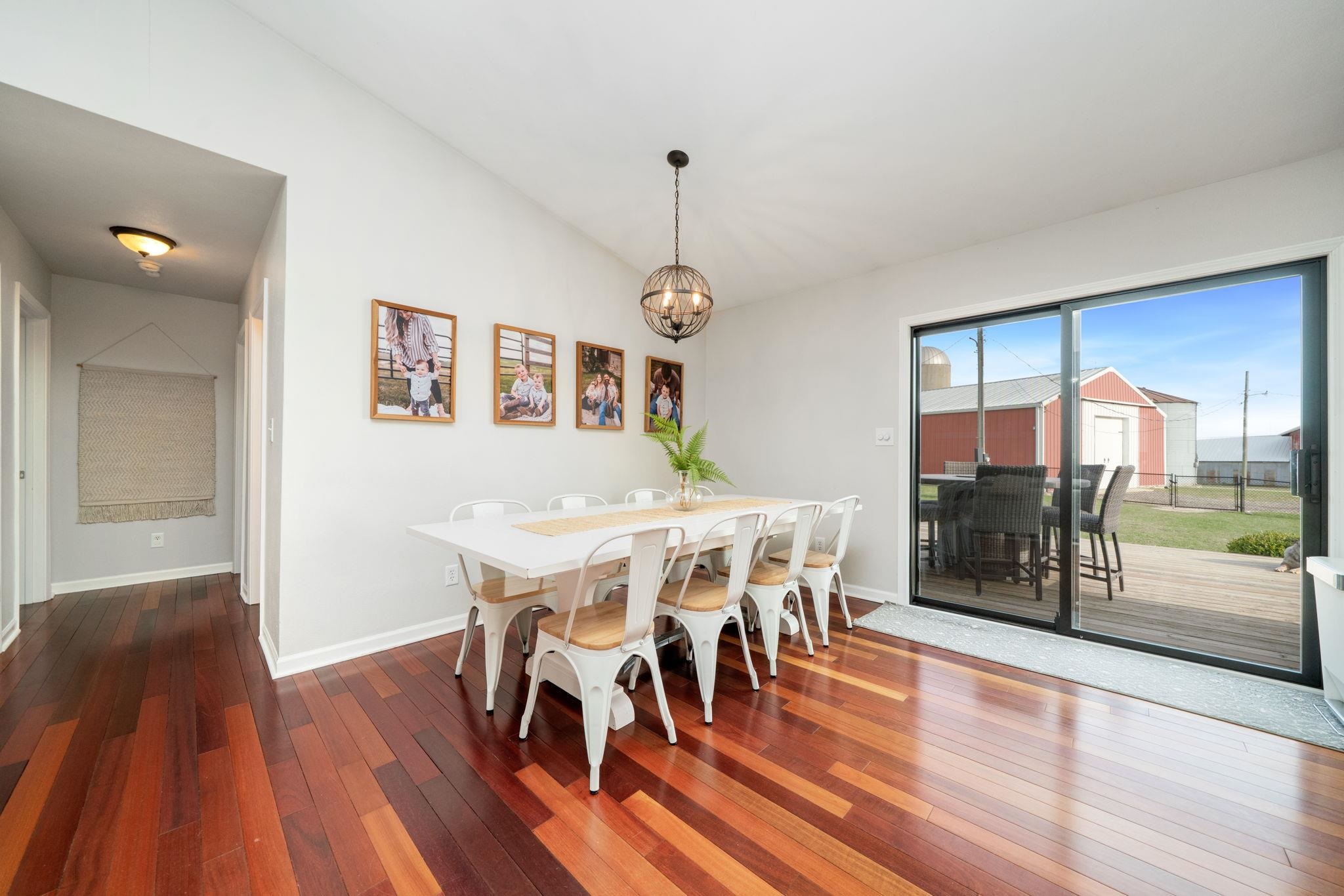 5380 Steward Road Rockford, IL 61101 - Photo 11 of 60