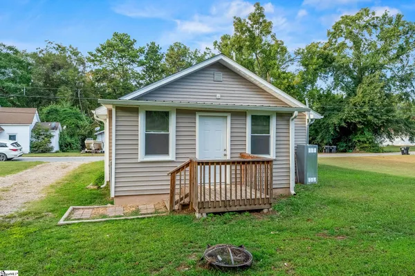 $179,999 | 304 Cherry Street, Belton, SC 29627