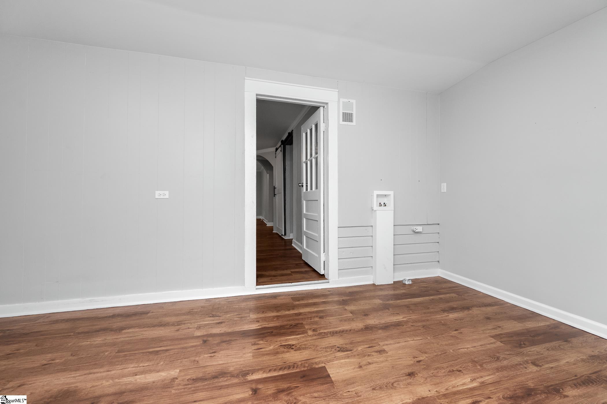 304 Cherry Street Belton, SC 29627 - Photo 6 of 33