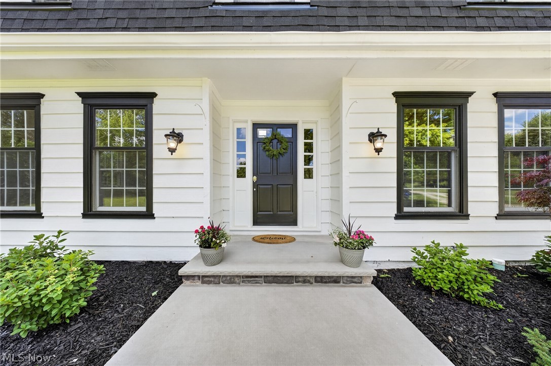 6306 Stone Road Hudson, OH 44236 - Photo 4 of 47