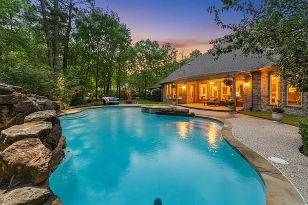 $1,099,000 | 3922 Waterbend Cove, Spring, TX 77386
