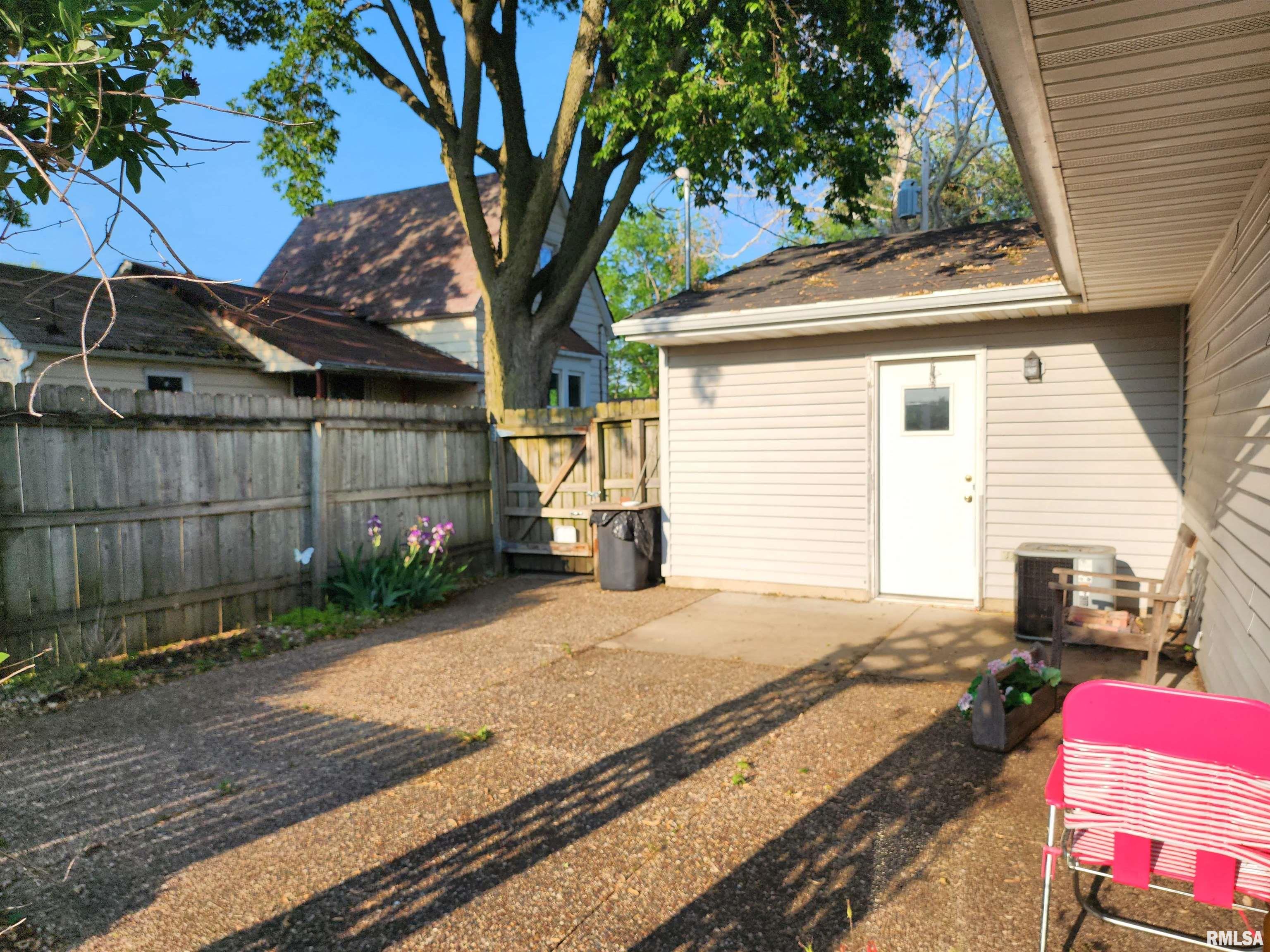 109 North Spring Street Geneseo, IL 61254 - Photo 18 of 23 Gallery Image 18