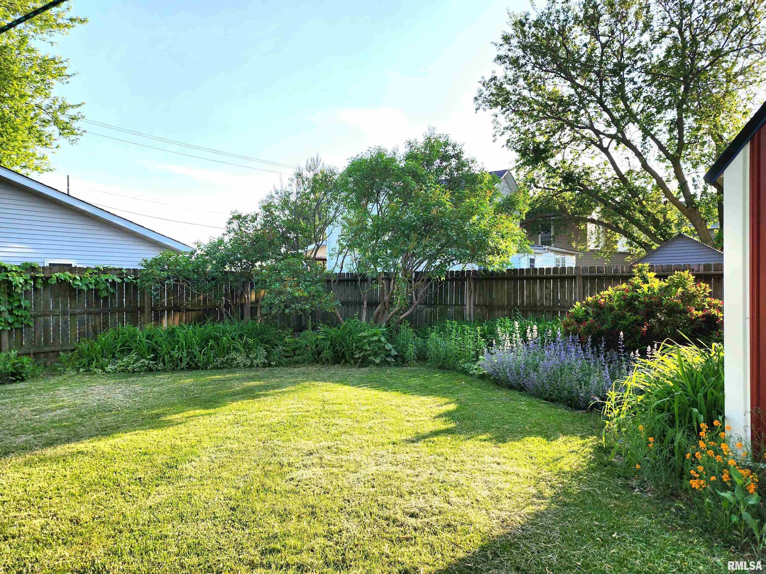 109 North Spring Street Geneseo, IL 61254 - Photo 20 of 23 Gallery Image 20