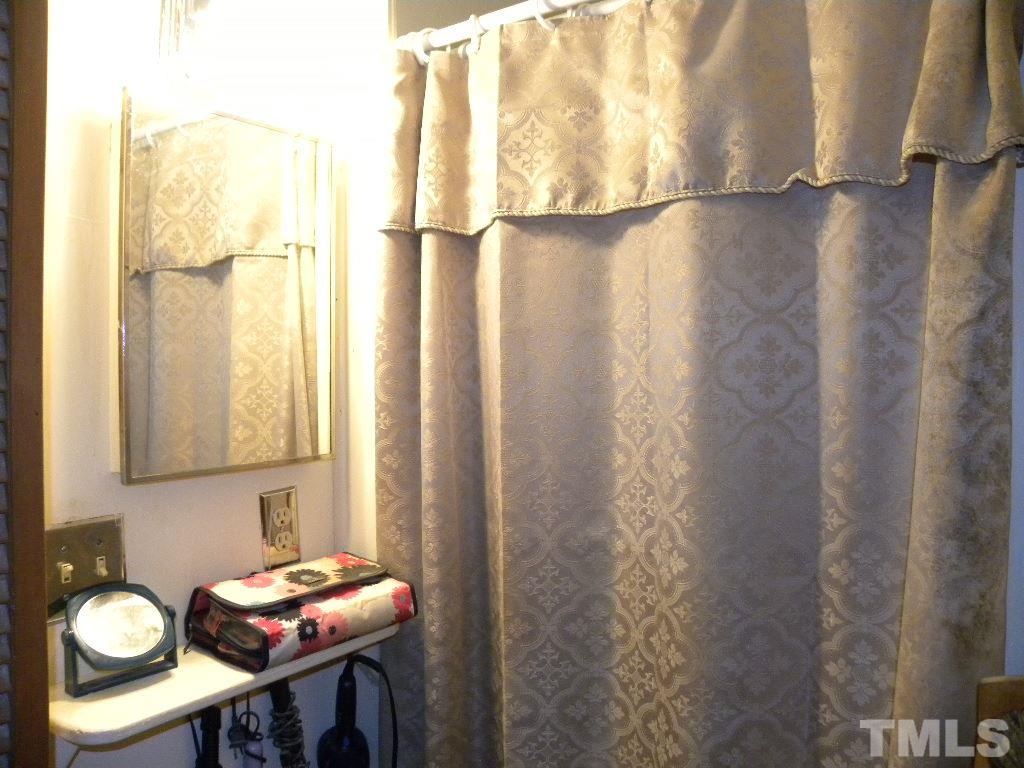 6709 Holly Springs Road Raleigh, NC 27606 - Photo 13 of 18 Gallery Image 13