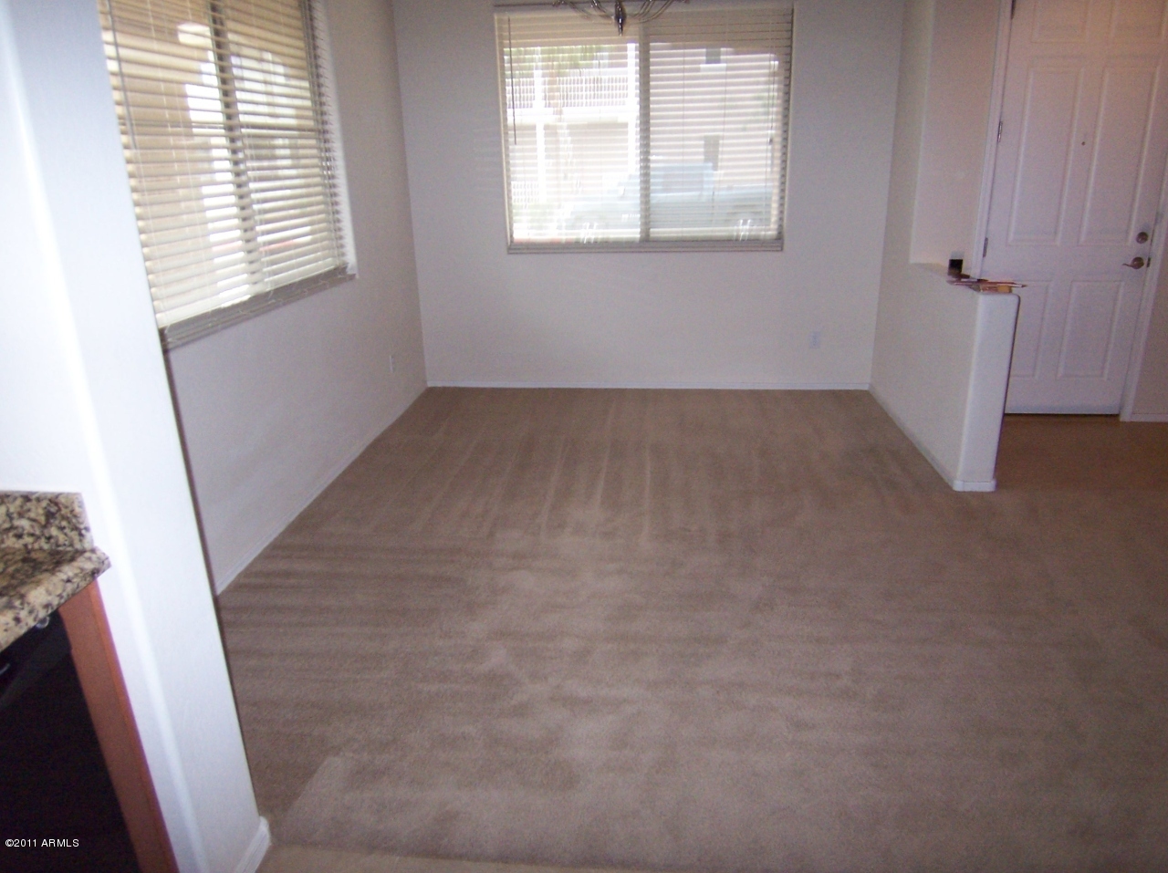 94 East Catclaw Street Gilbert, AZ 85296 - Photo 3 of 11 Living Room