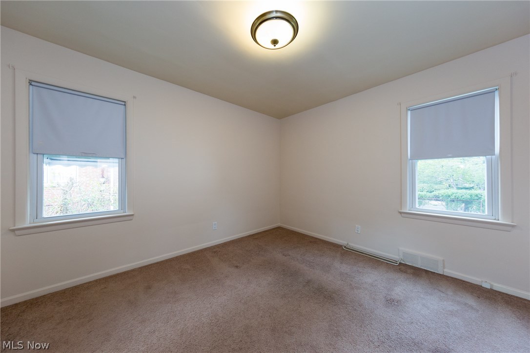 3829 Mayfield Road Cleveland Heights, OH 44121 - Photo 10 of 35