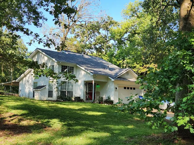 $200,000 | 715 County Road 2011, Nacogdoches, TX 75965