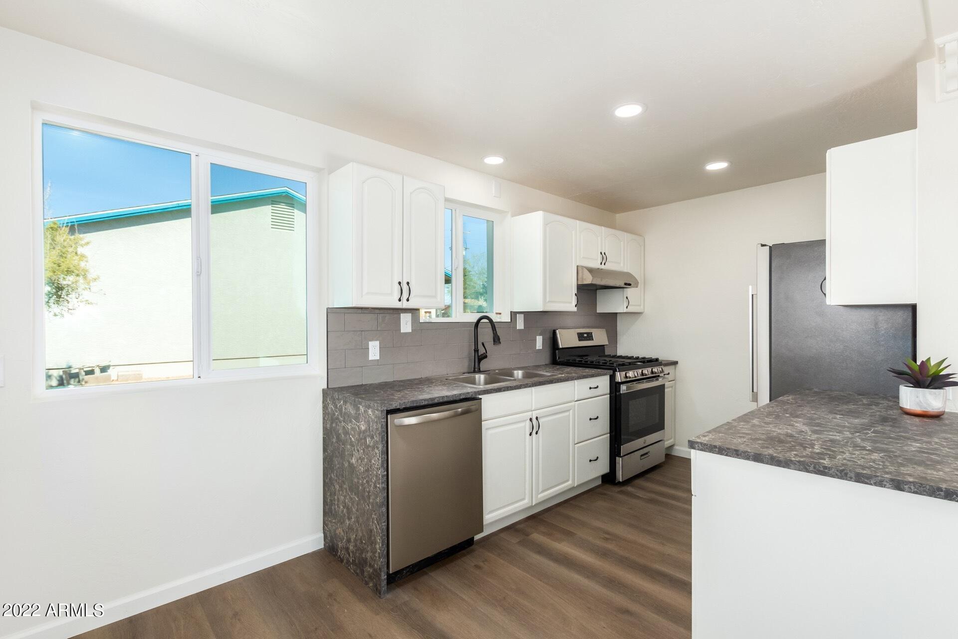 231 South Mountain Road Apache Junction, AZ 85120 - Photo 9 of 26 0012-09 - Mountain